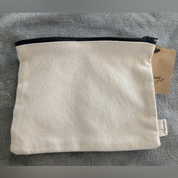 Zip pouch NWT parenting lesson made of canvas - Picture 2 of 3